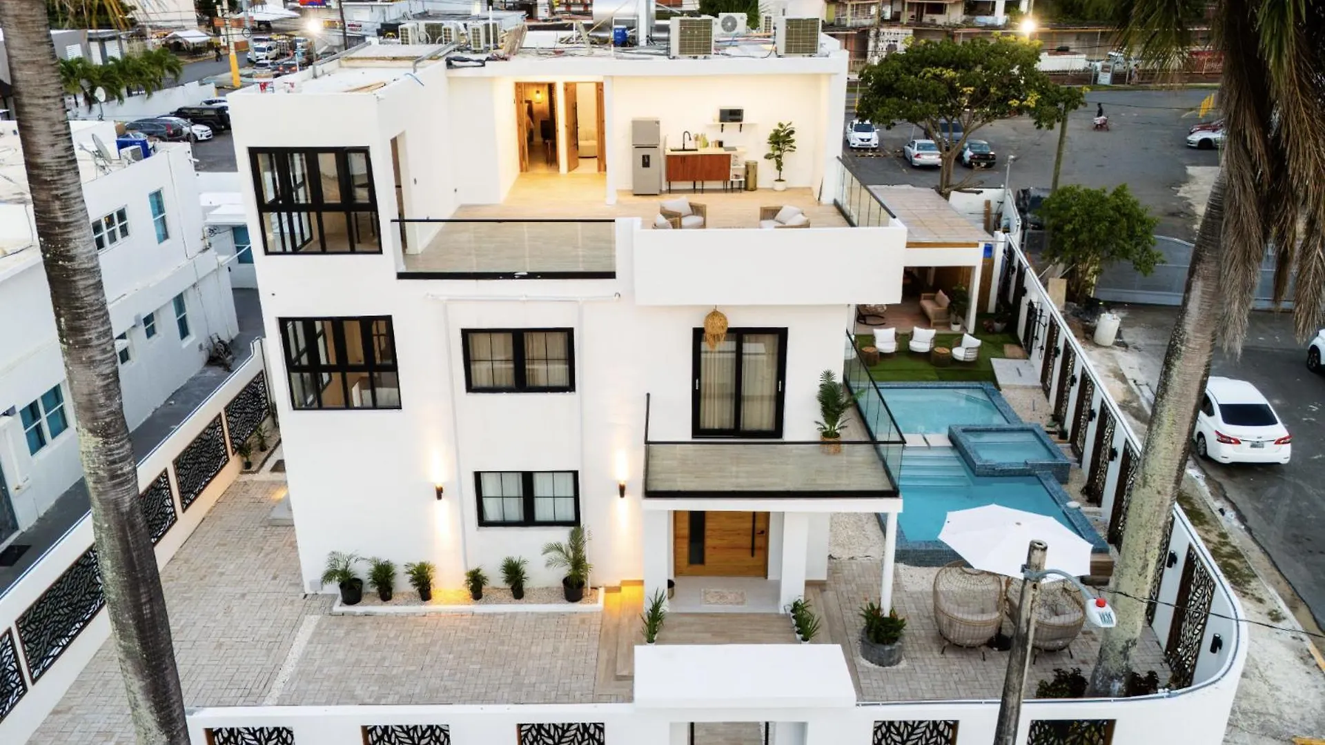 Pensionat Couples Suites At Ocean Park Beach Club San Juan
