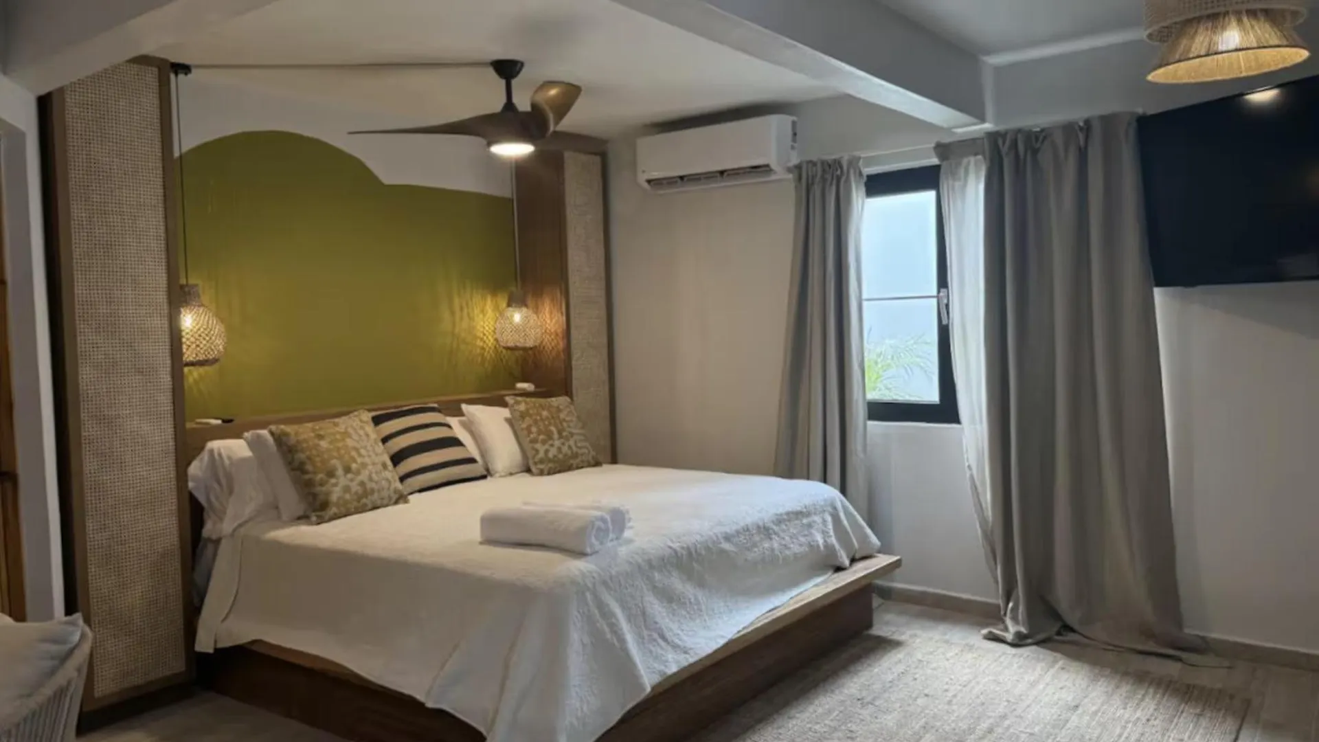 Pensionat Couples Suites At Ocean Park Beach Club San Juan