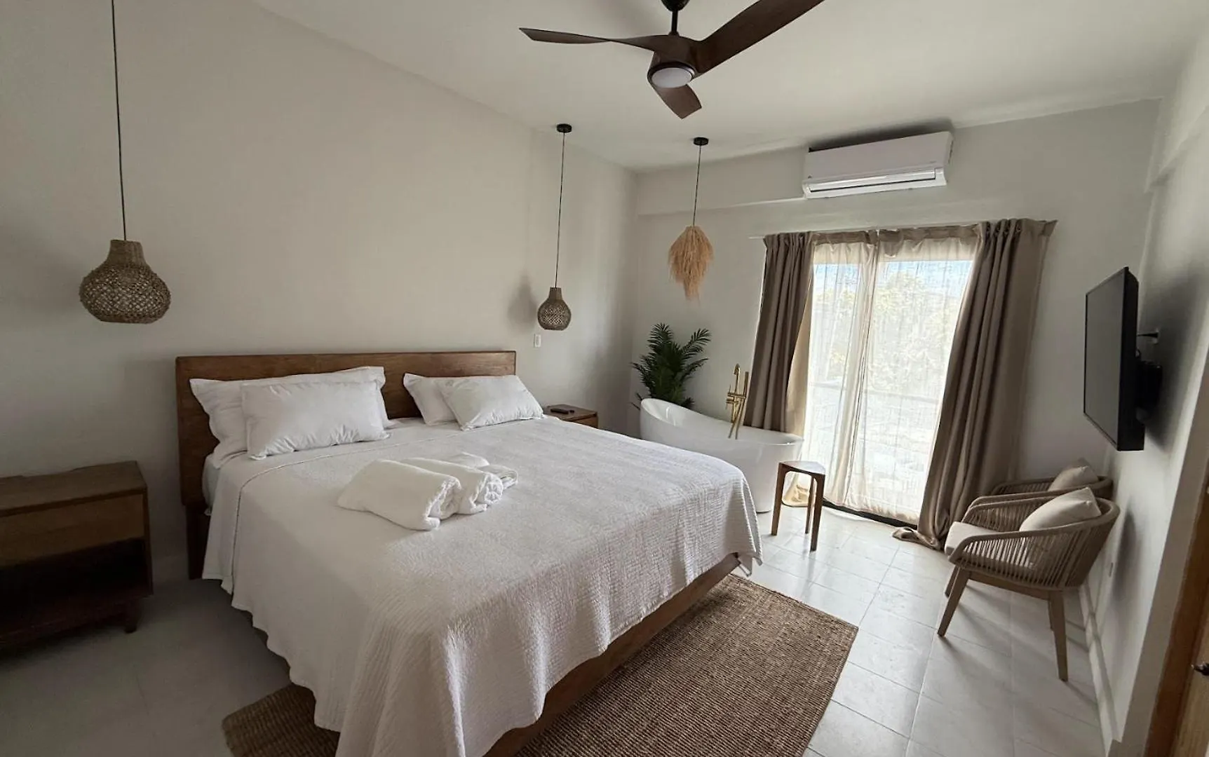 Couples Suites At Ocean Park Beach Club San Juan