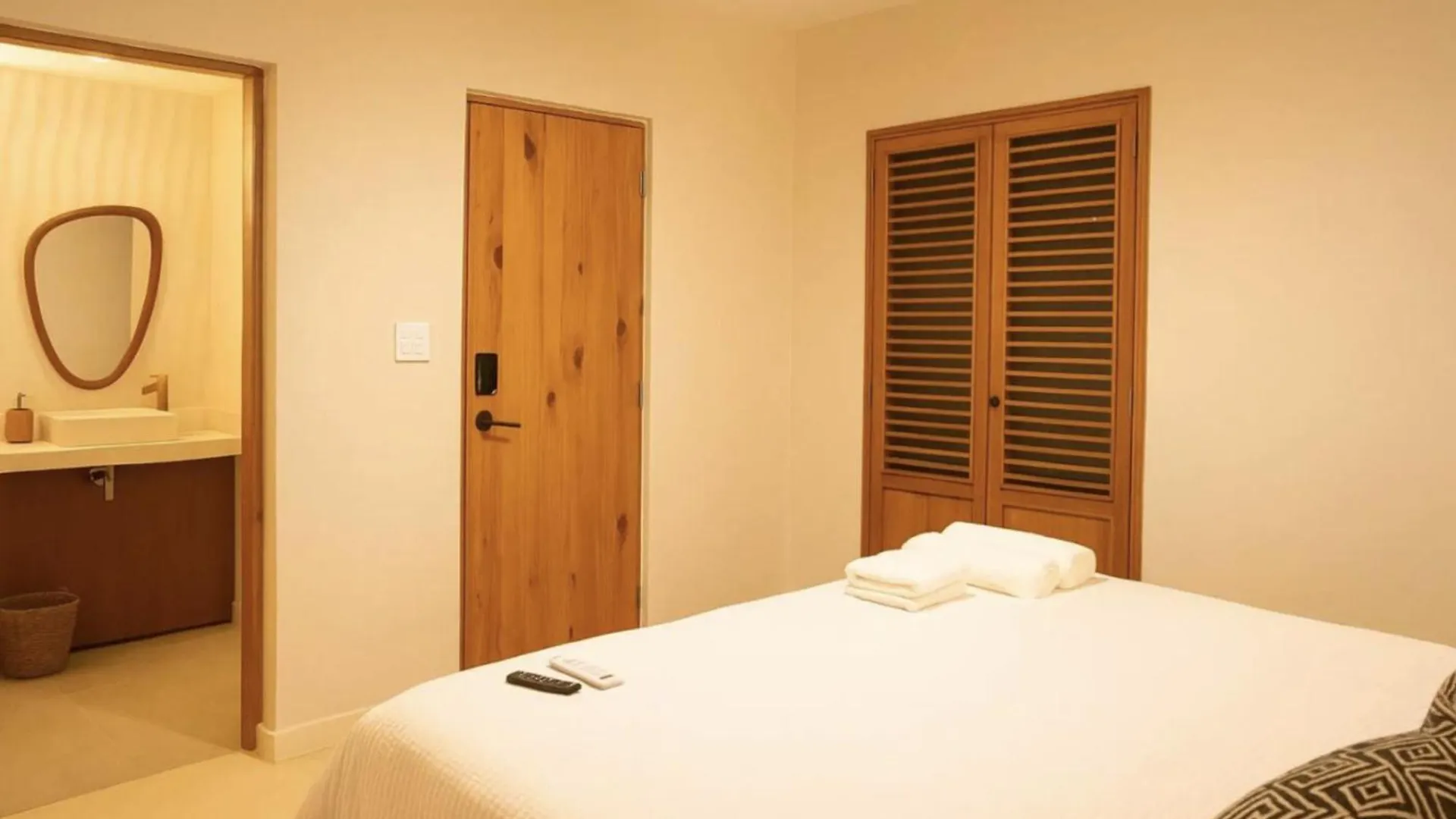 Couples Suites At Ocean Park Beach Club San Juan Pensionat